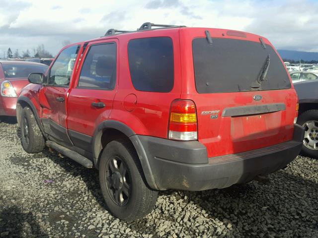 1FMYU04142KB22163 - 2002 FORD ESCAPE XLT RED photo 3