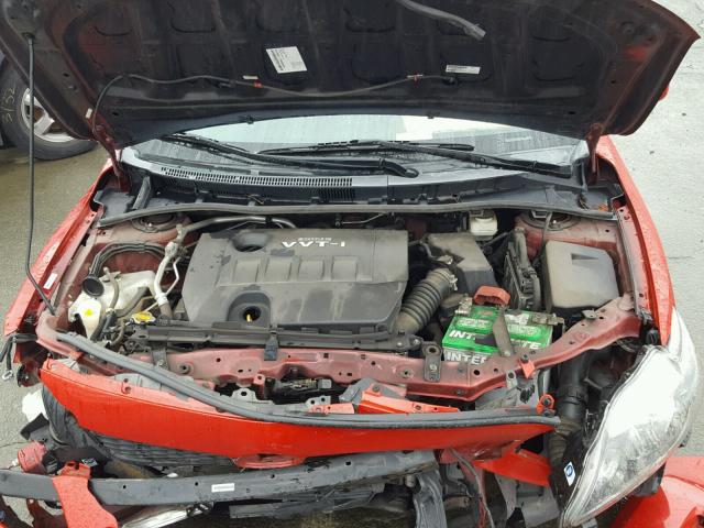 1NXBU40E89Z096557 - 2009 TOYOTA COROLLA BA RED photo 7