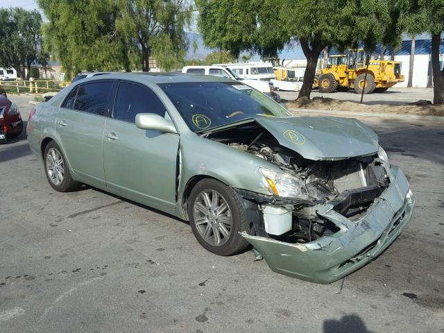 4T1BK36B95U002810 - 2005 TOYOTA AVALON XL GREEN photo 1