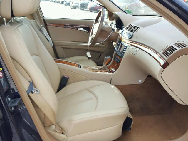 WDBUH87X77B143505 - 2007 MERCEDES-BENZ E 350 4MAT BLUE photo 5