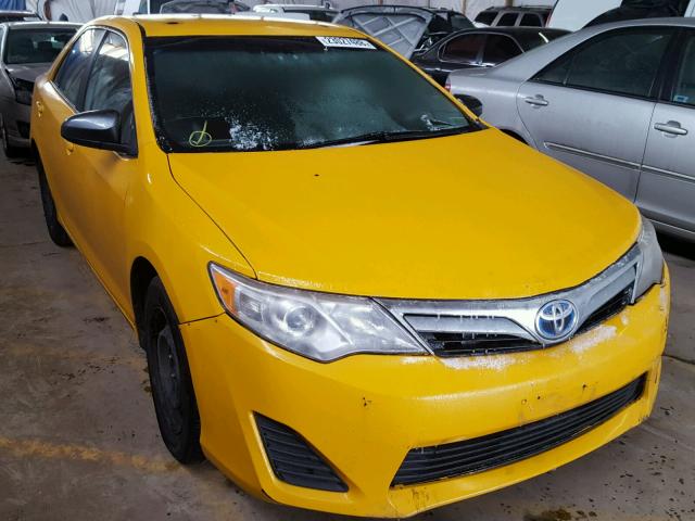 4T1BD1FK9CU046706 - 2012 TOYOTA CAMRY HYBR YELLOW photo 1