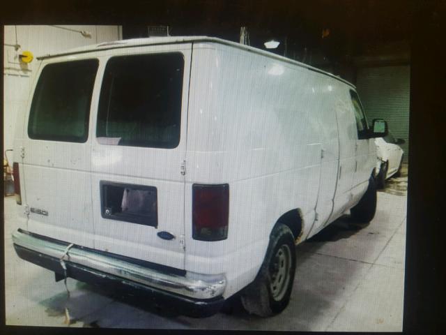 1FTRE14W26DA60456 - 2006 FORD ECONOLINE WHITE photo 4