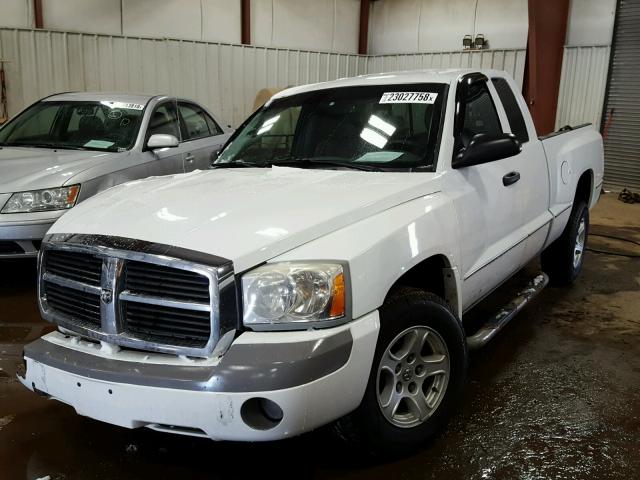 1D7HE42K67S149768 - 2007 DODGE DAKOTA SLT WHITE photo 2