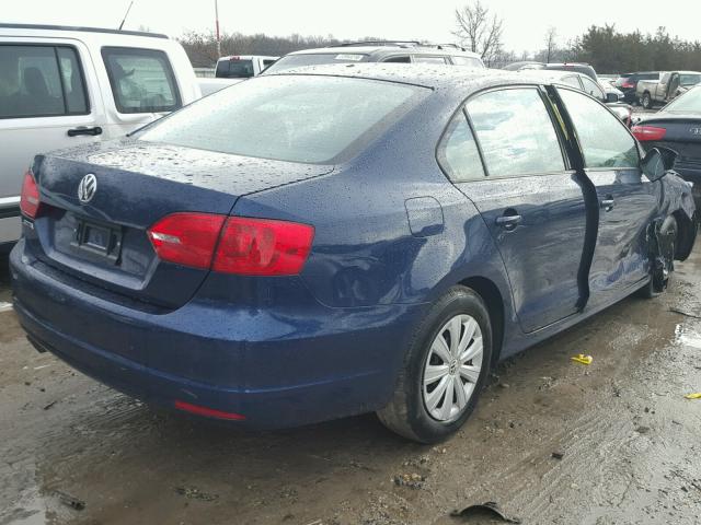 3VW2K7AJ3EM328212 - 2014 VOLKSWAGEN JETTA BASE BLUE photo 4