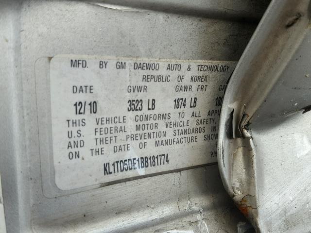 KL1TD5DE1BB181774 - 2011 CHEVROLET AVEO LS SILVER photo 10