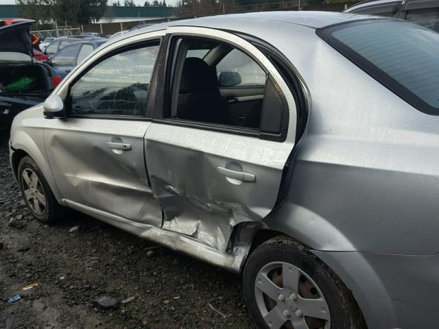 KL1TD5DE1BB181774 - 2011 CHEVROLET AVEO LS SILVER photo 9