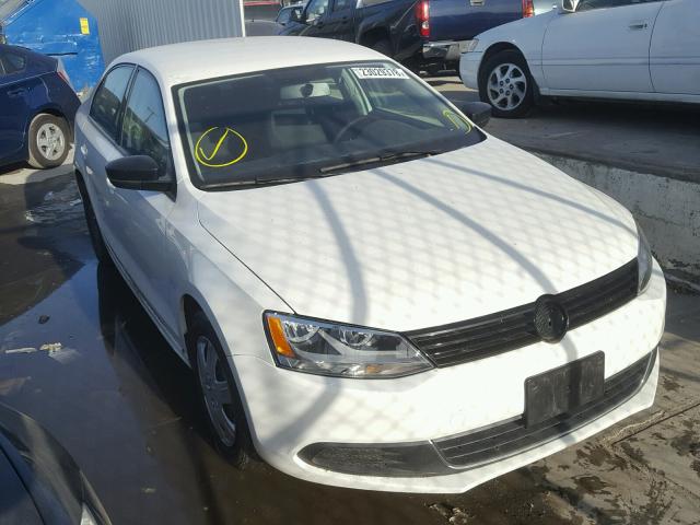 3VW2K7AJ6BM374497 - 2011 VOLKSWAGEN JETTA BASE WHITE photo 1