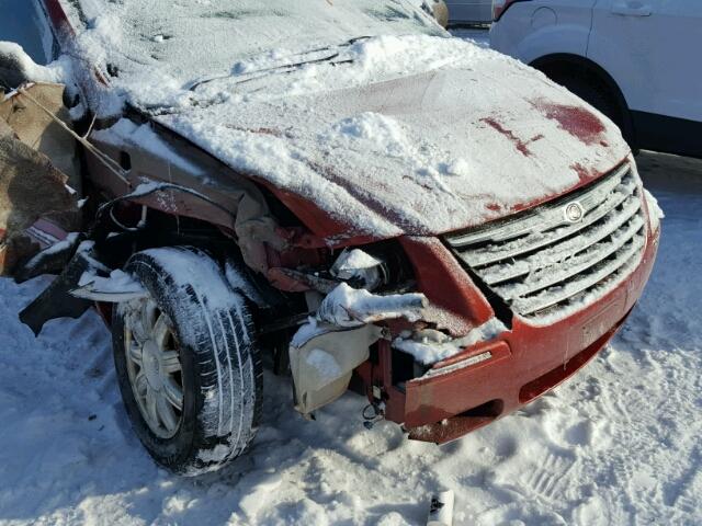 2C4GP54L45R541867 - 2005 CHRYSLER TOWN & COU BURGUNDY photo 9