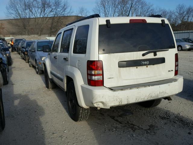 1J8GP28K08W186846 - 2008 JEEP LIBERTY SP WHITE photo 3
