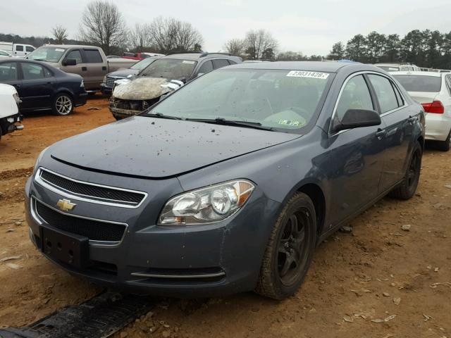 1G1ZG57B494172246 - 2009 CHEVROLET MALIBU LS GRAY photo 2