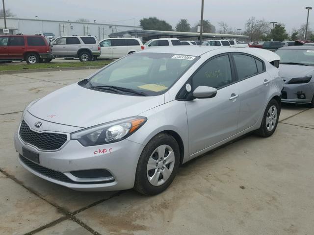 KNAFK4A67G5501475 - 2016 KIA FORTE LX SILVER photo 2