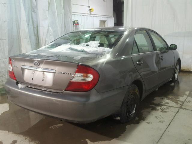 4T1BE32K02U595384 - 2002 TOYOTA CAMRY LE 灰色 照片 4