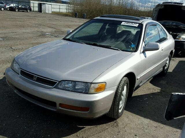 1HGCD7252TA801130 - 1996 HONDA ACCORD EX/ BEIGE photo 2