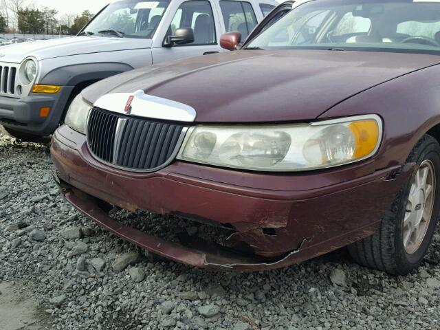 1LNHM82W82Y644823 - 2002 LINCOLN TOWN CAR S BURGUNDY photo 9