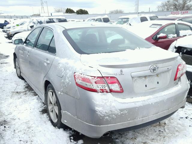 4T1BF3EKXBU198127 - 2011 TOYOTA CAMRY BASE SILVER photo 3