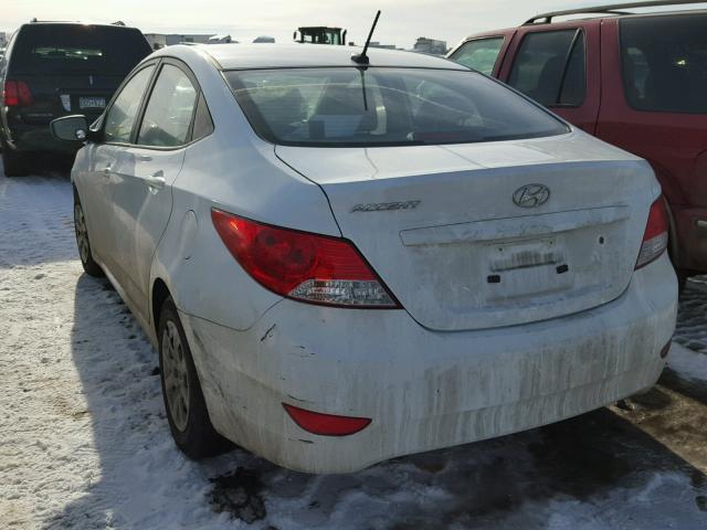 KMHCT4AE6DU387332 - 2013 HYUNDAI ACCENT GLS WHITE photo 3