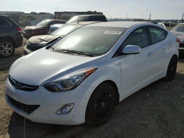 5NPDH4AE1DH264476 - 2013 HYUNDAI ELANTRA GL WHITE photo 2