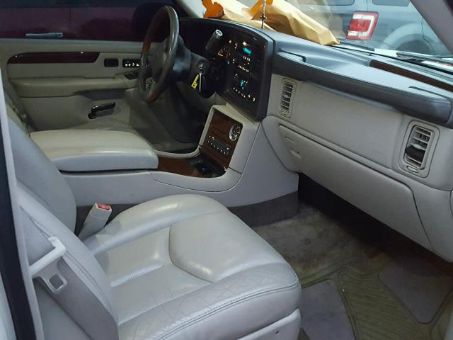 1GYEC63T03R200120 - 2003 CADILLAC ESCALADE L WHITE photo 5