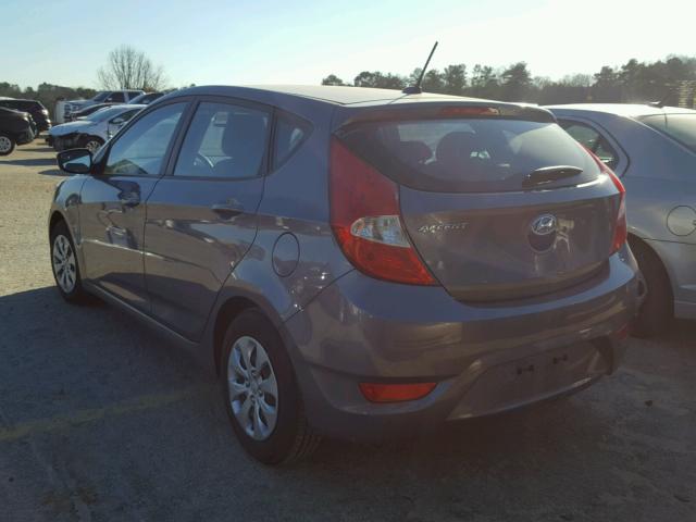 KMHCT5AE4GU283707 - 2016 HYUNDAI ACCENT SE GRAY photo 3