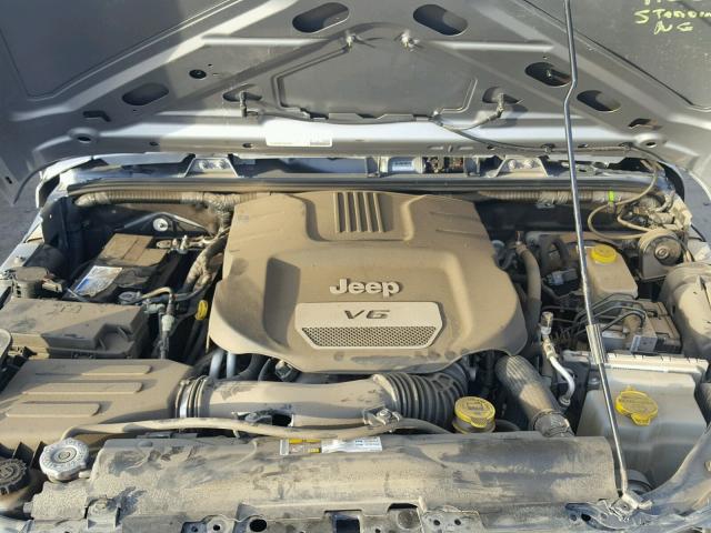 1C4BJWDG0FL510887 - 2015 JEEP WRANGLER U SILVER photo 7