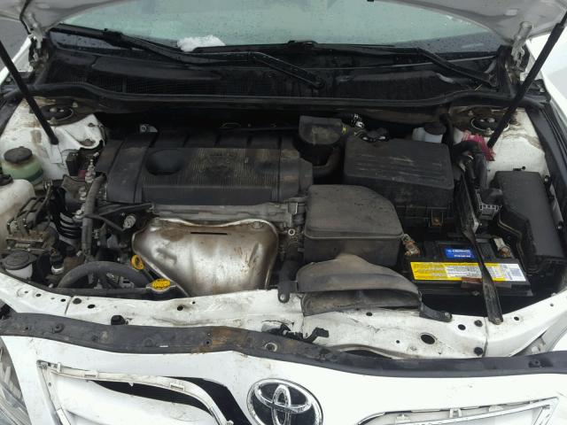 4T4BF3EK2BR154824 - 2011 TOYOTA CAMRY BASE WHITE photo 7