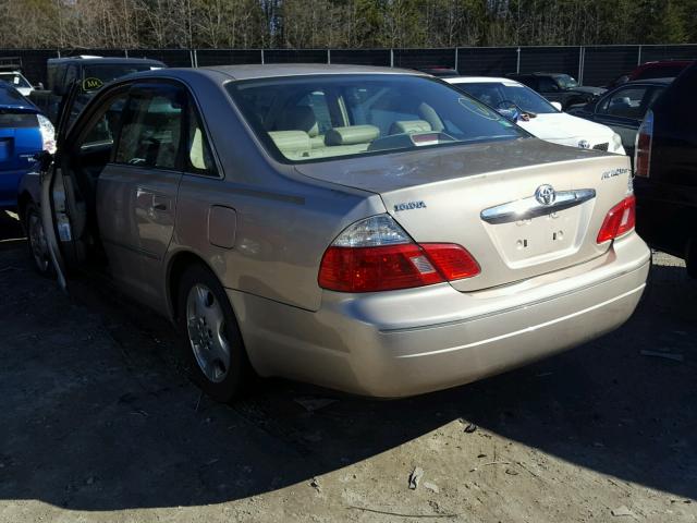 4T1BF28B33U324092 - 2003 TOYOTA AVALON GOLD photo 3