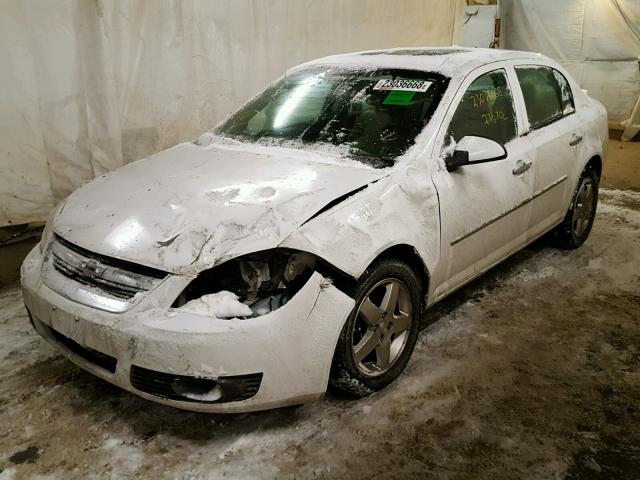 1G1AZ52F957598492 - 2005 CHEVROLET COBALT LT WHITE photo 2