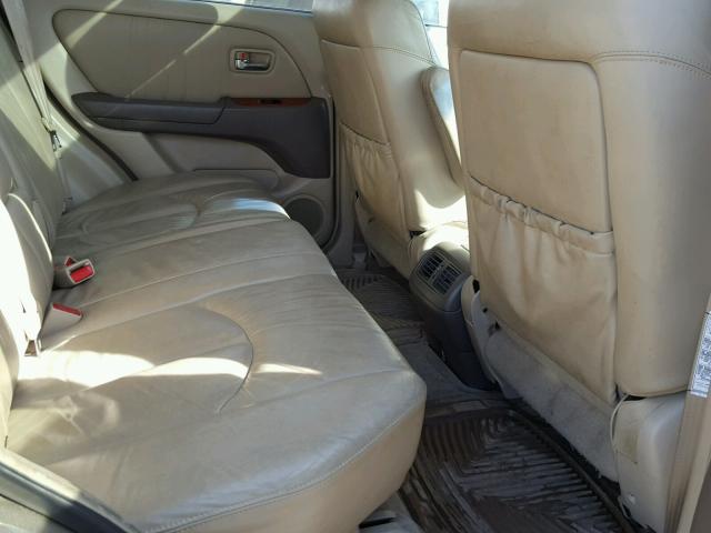 JTJHF10U520267113 - 2002 LEXUS RX 300 GOLD photo 6