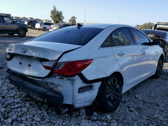 5NPEB4AC6CH381800 - 2012 HYUNDAI SONATA GLS WHITE photo 4