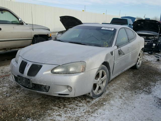 2G2WC55C971146899 - 2007 PONTIAC GRAND PRIX SILVER photo 2