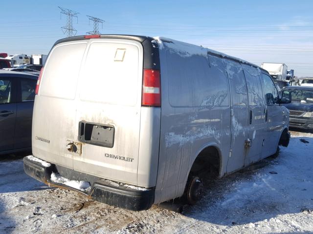 1GCFG15X661159237 - 2006 CHEVROLET EXPRESS G1 SILVER photo 4