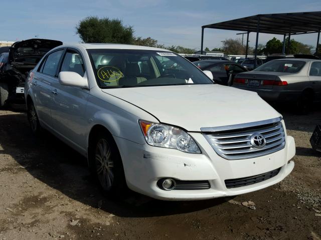 4T1BK36B78U319196 - 2008 TOYOTA AVALON XL WHITE photo 1