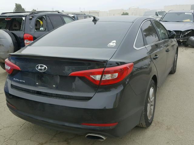 5NPE24AF4FH170349 - 2015 HYUNDAI SONATA SE BLACK photo 4