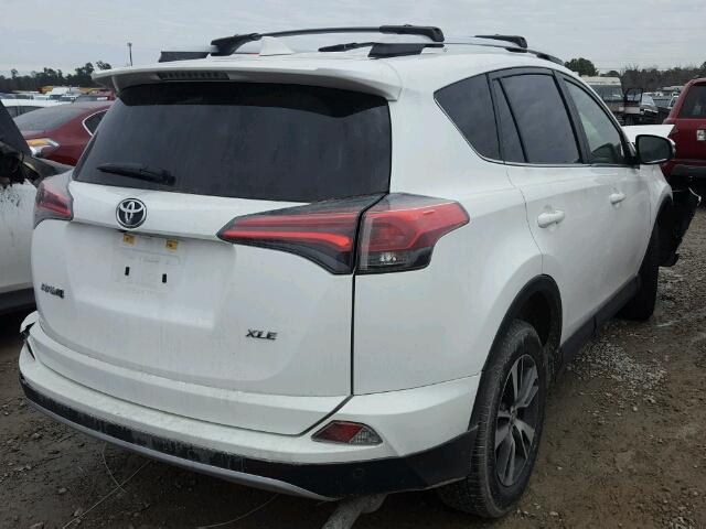 JTMWFREV4GJ063561 - 2016 TOYOTA RAV4 XLE WHITE photo 4