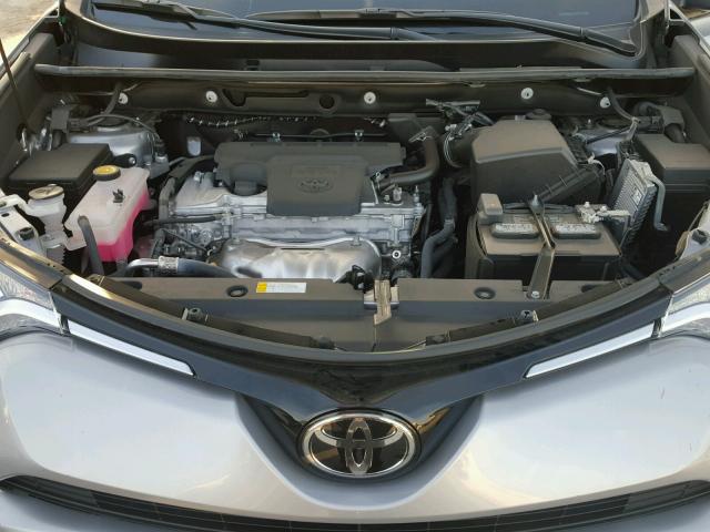 2T3ZFREV1HW350484 - 2017 TOYOTA RAV4 LE GRAY photo 7