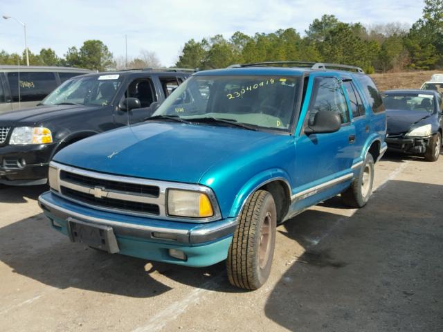 1GNCS13W2T2116572 - 1996 CHEVROLET BLAZER GREEN photo 9