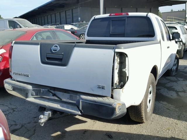 1N6AD06UX6C453405 - 2006 NISSAN FRONTIER K WHITE photo 4