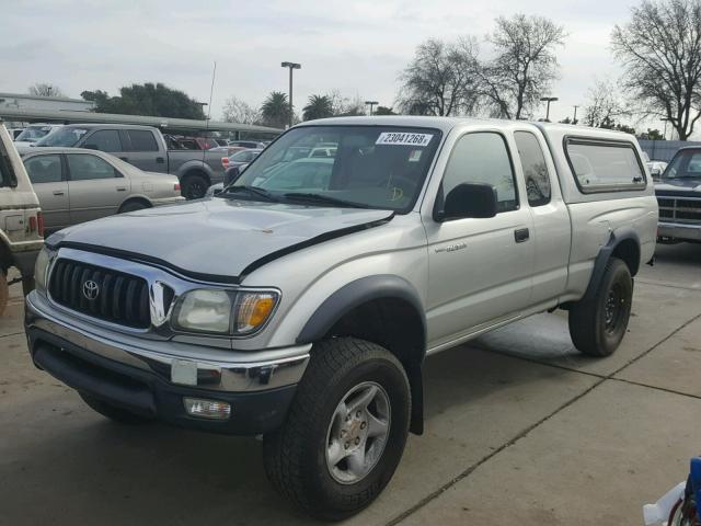 5TEWN72N02Z027151 - 2002 TOYOTA TACOMA XTR SILVER photo 2