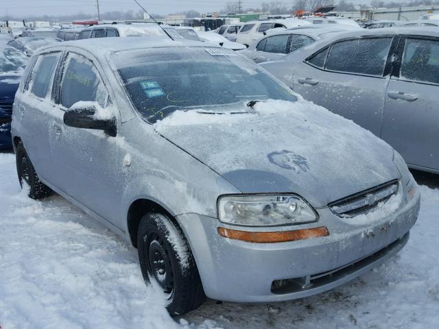 KL1TD66668B091654 - 2008 CHEVROLET AVEO BASE SILVER photo 1