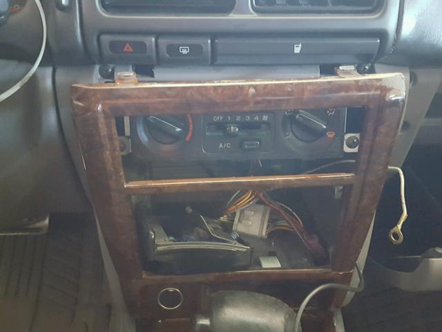 JF1SF65652H723098 - 2002 SUBARU FORESTER S Սպիտակ լուսանկար 9