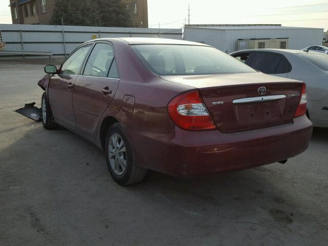 JTDBE32K940272823 - 2004 TOYOTA CAMRY LE RED photo 3