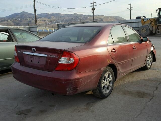 JTDBE32K940272823 - 2004 TOYOTA CAMRY LE RED photo 4