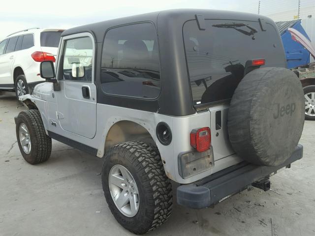 1J4FA69S84P800602 - 2004 JEEP WRANGLER / SILVER photo 3