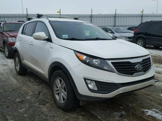 KNDPBCA21C7303455 - 2012 KIA SPORTAGE L WHITE photo 1