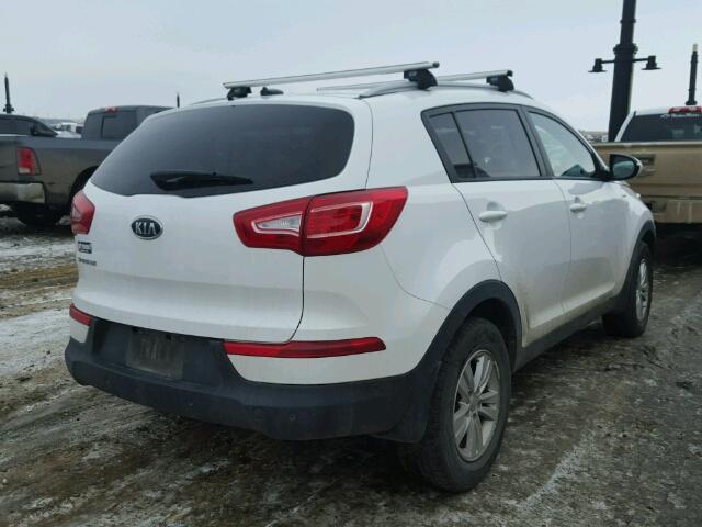 KNDPBCA21C7303455 - 2012 KIA SPORTAGE L WHITE photo 4