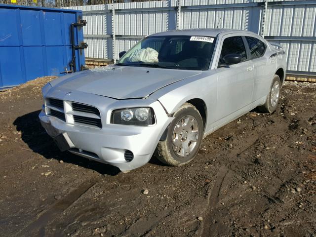 2B3KA43R58H215213 - 2008 DODGE CHARGER SILVER photo 2