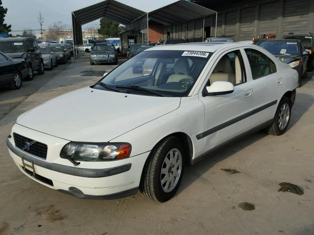 YV1RS61R312012628 - 2001 VOLVO S60 WHITE photo 2