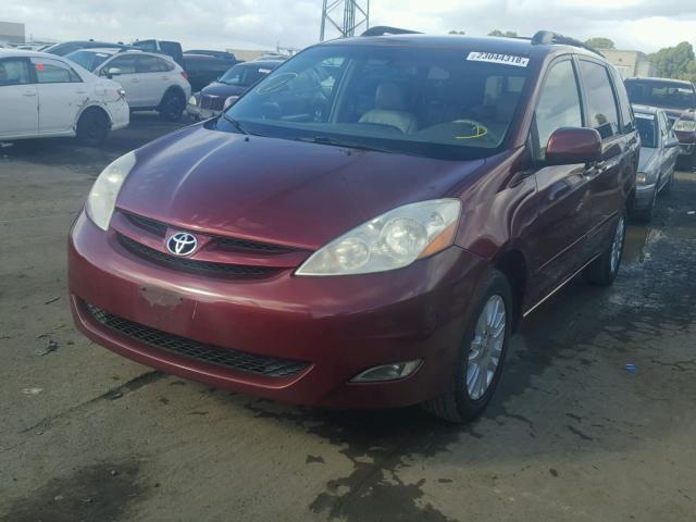 5TDBK22C97S000933 - 2007 TOYOTA SIENNA XLE MAROON photo 2