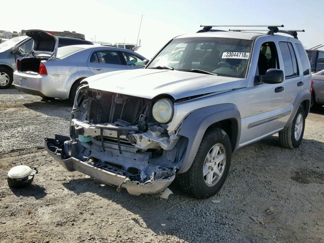 1J4GL48K02W140305 - 2002 JEEP LIBERTY SP SILVER photo 2