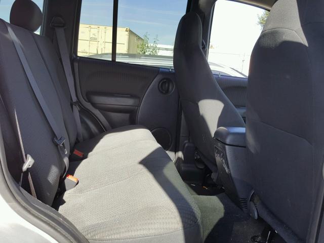 1J4GL48K02W140305 - 2002 JEEP LIBERTY SP SILVER photo 6